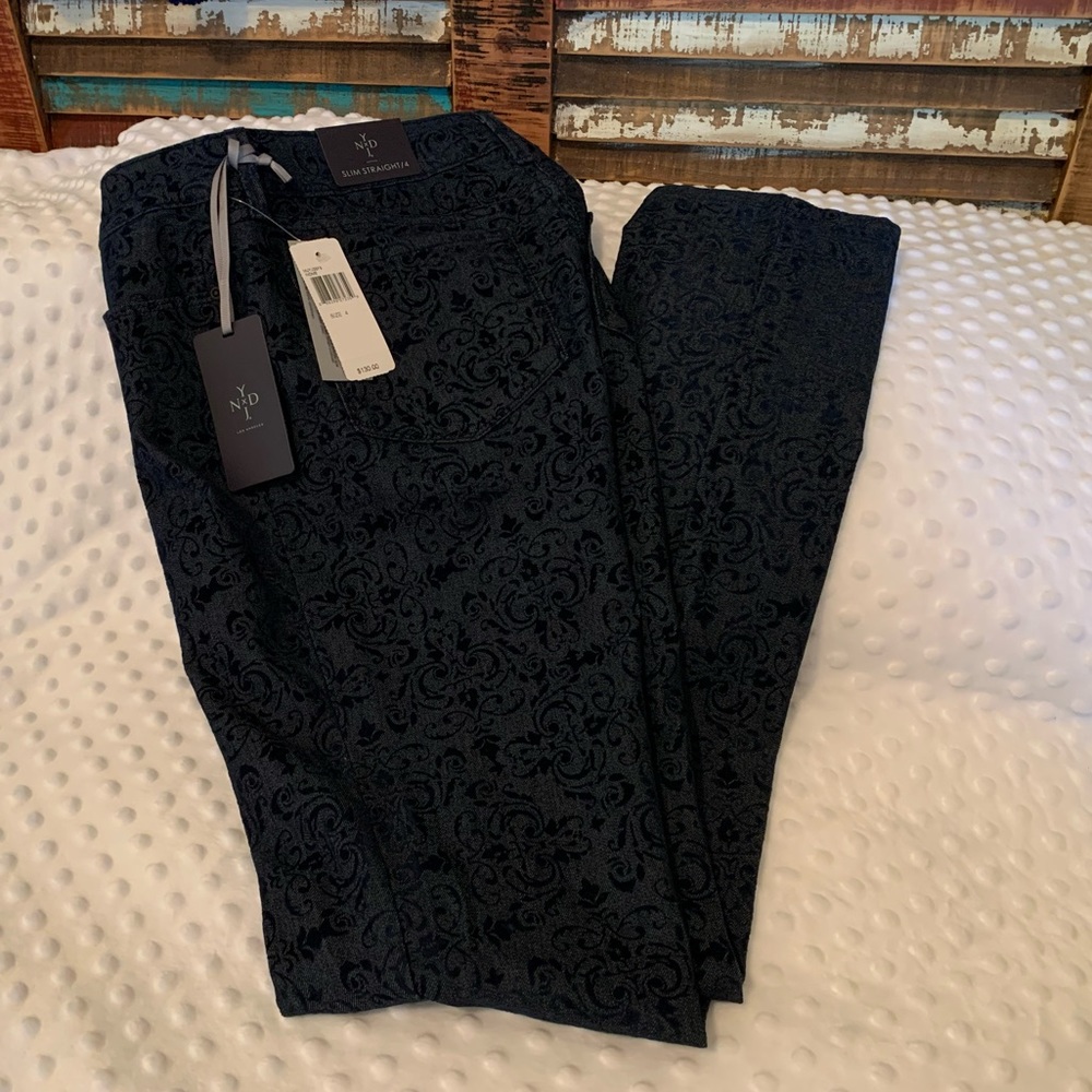 NWT NYDJ Slim Straight ‘Indigo Medallion’ Jeans 4